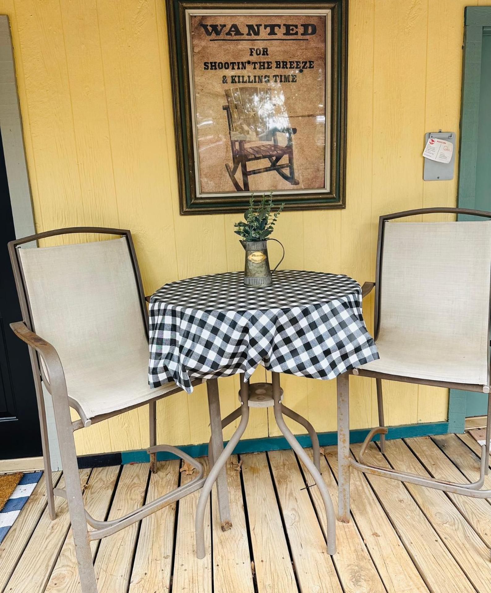 Acorn Hideaways Canton Rustic Old West Frontier Suite Exterior photo
